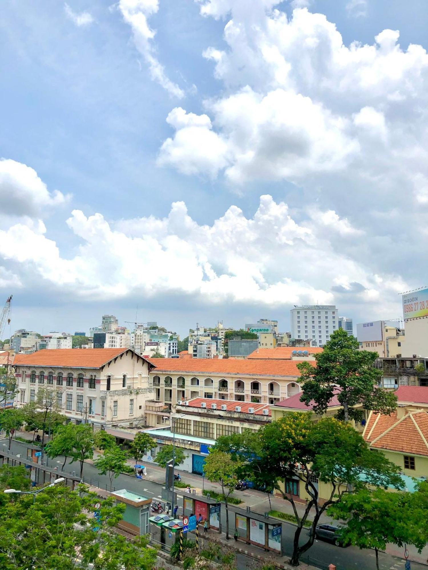 Liberty 2 Hotel Ho Chi Minh City Bagian luar foto