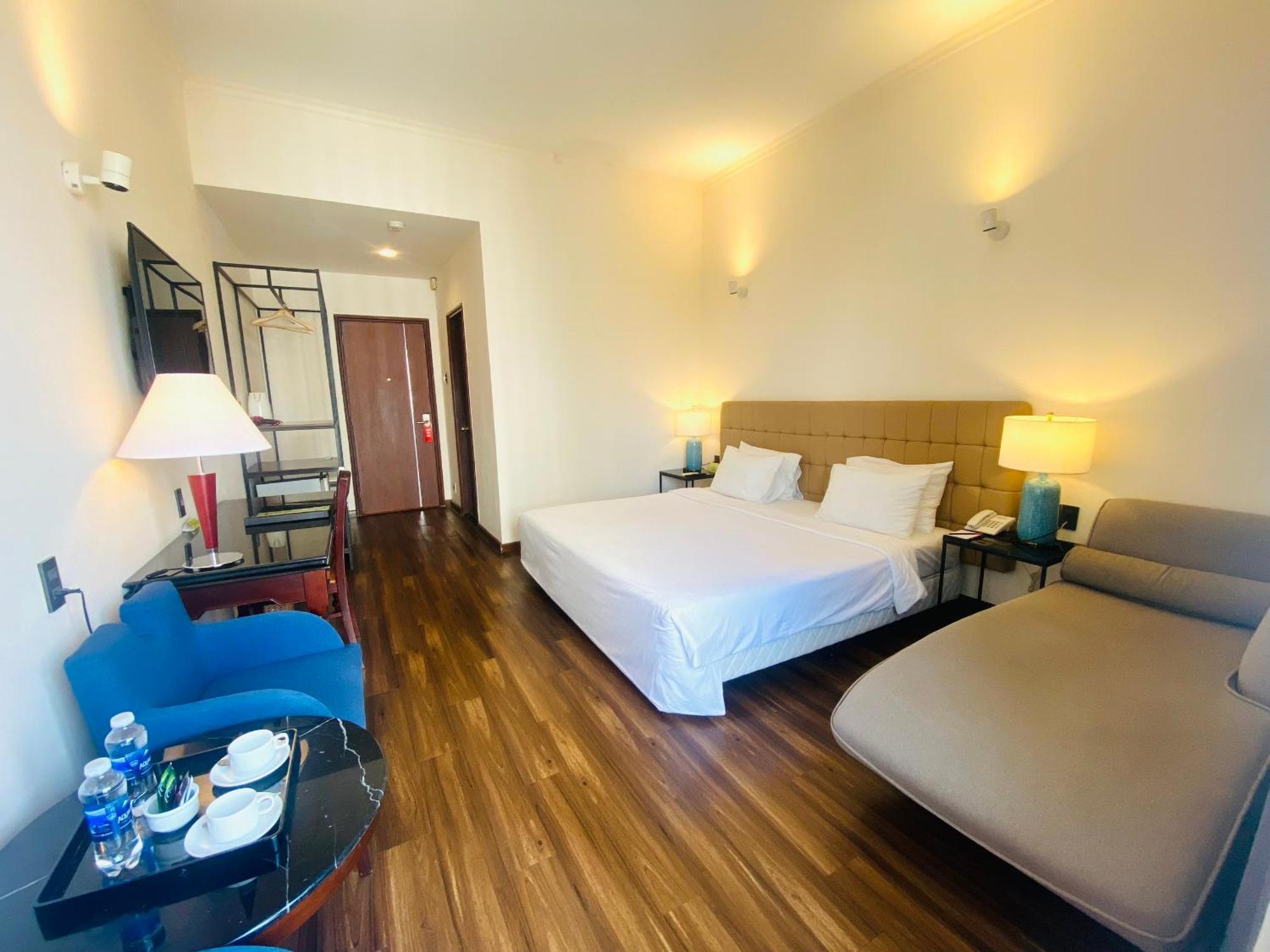 Liberty 2 Hotel Ho Chi Minh City Bagian luar foto