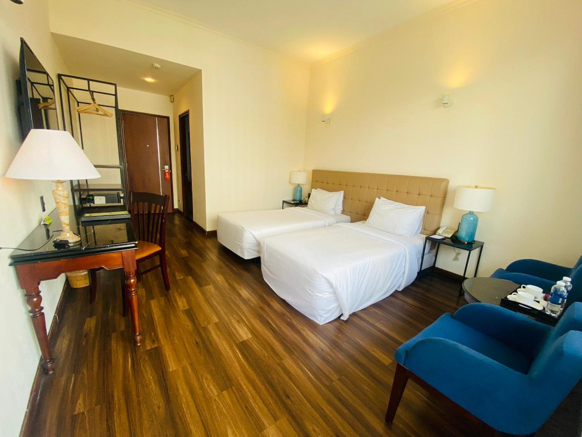 Liberty 2 Hotel Ho Chi Minh City Bagian luar foto