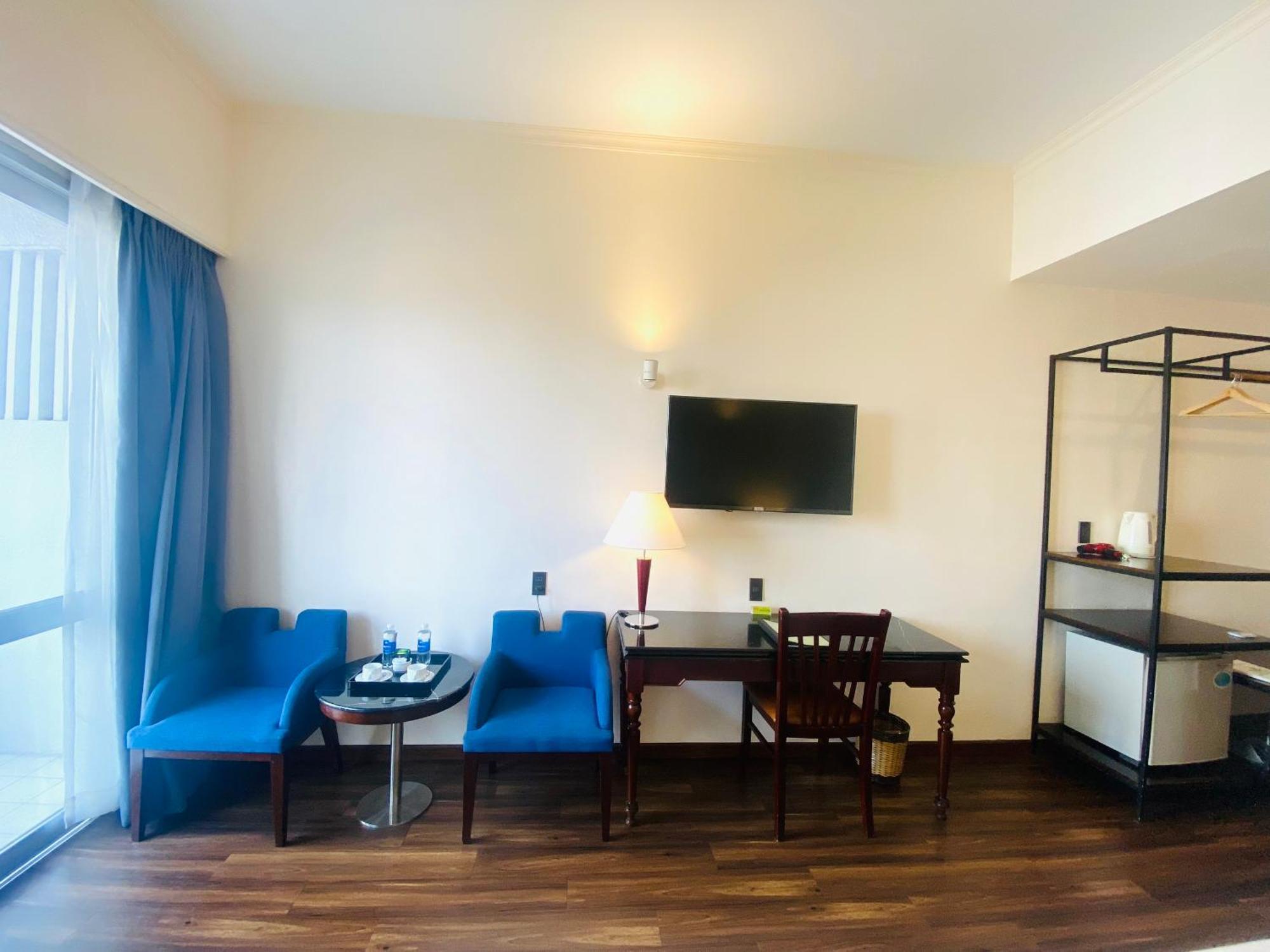 Liberty 2 Hotel Ho Chi Minh City Bagian luar foto