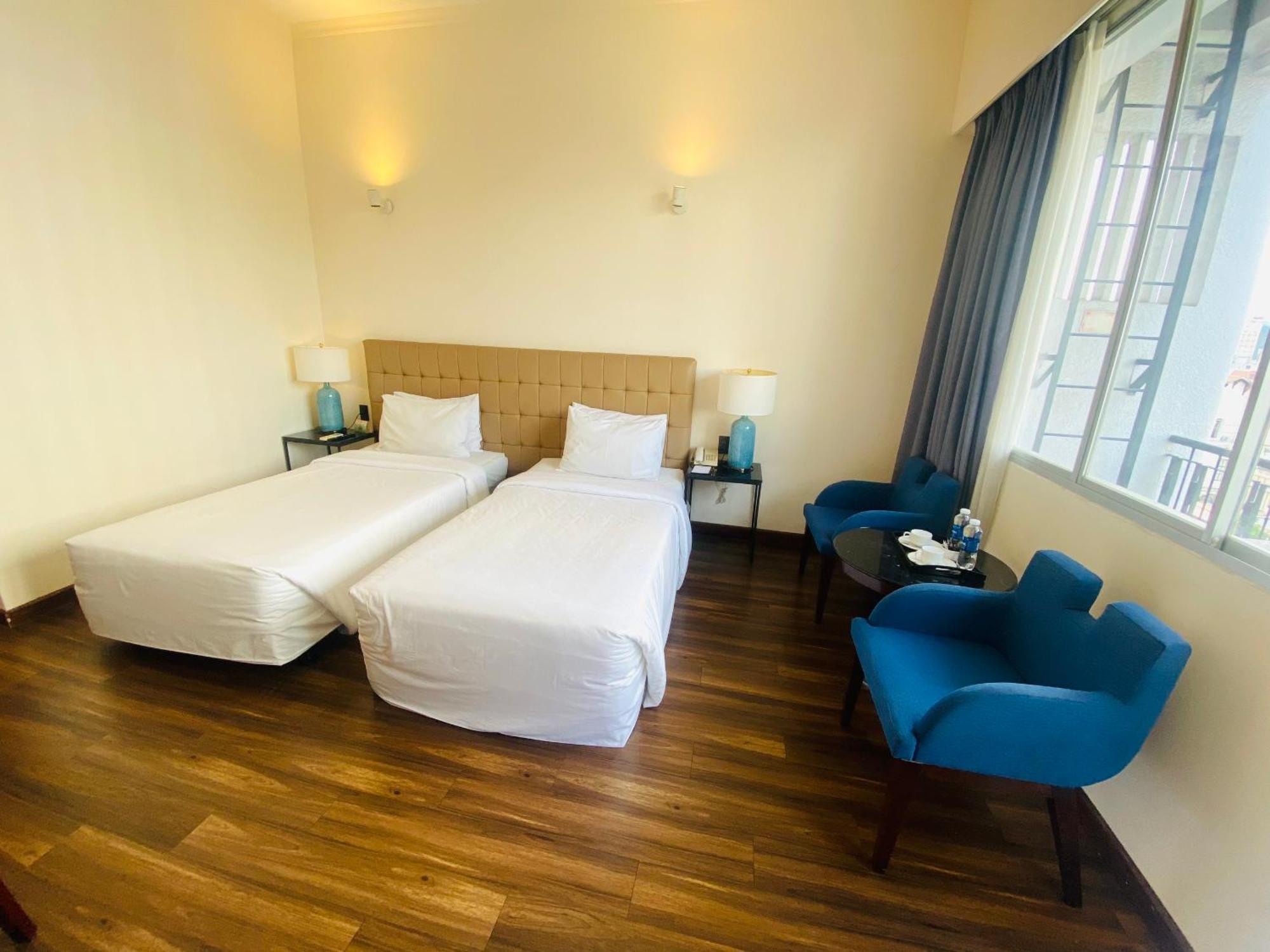 Liberty 2 Hotel Ho Chi Minh City Bagian luar foto
